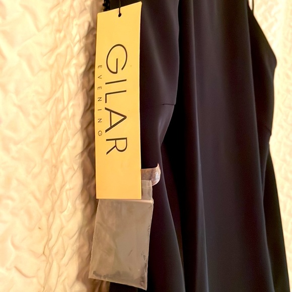 NWT Cache evening gown.  Black.  Backless. Beaded. Size 10.Sexy Bling. - Picture 15 of 16